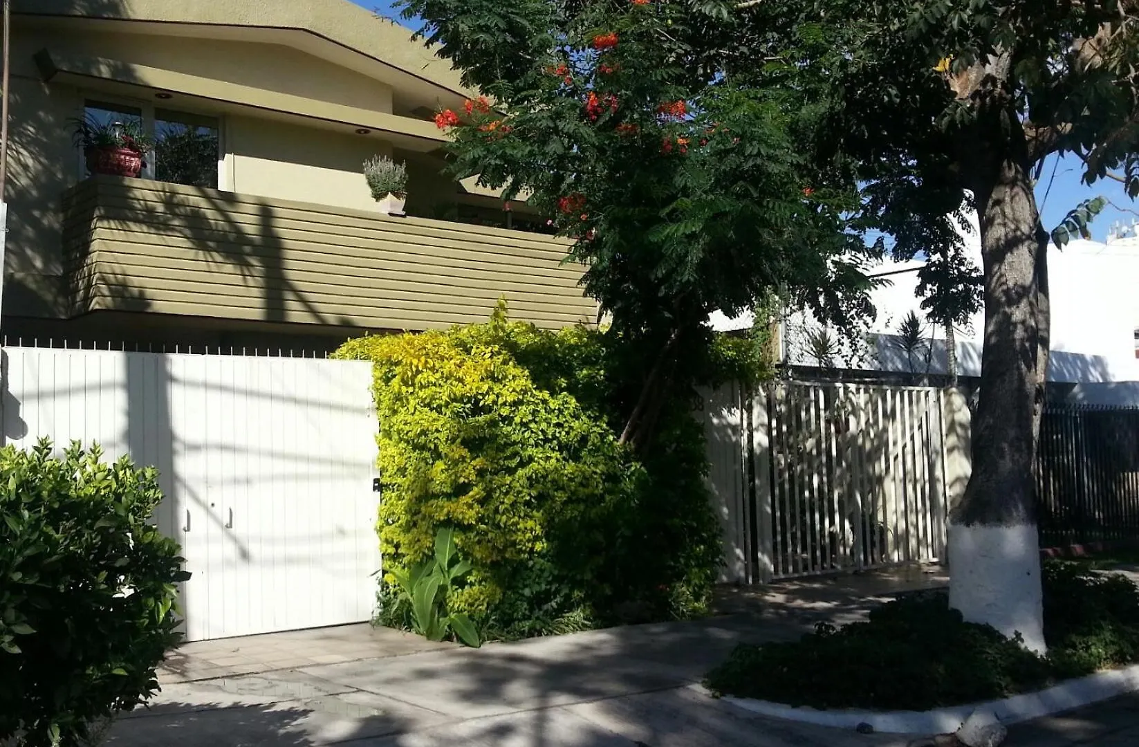 Dickinson Guest House, Guadalajara Expo